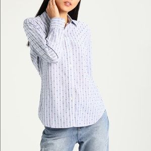 Gap boyfriend button down shirt